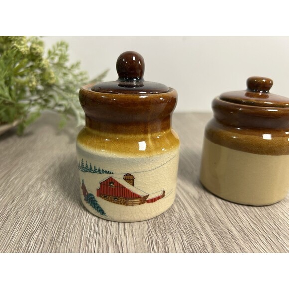 Set Of 2 Vintage Miniature Crock Jars 3” Christmas Winter Scene & Plain Brown - Picture 5 of 10